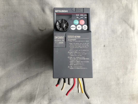 ขาย Inverter ปรับรอบมอเตอร์ Mitsubishi 1HP. 220V made in Japan สภาพสวย ตัดตู้ พร้อมใช้งาน ราคา 1,200 บาทพร้อมส่ง