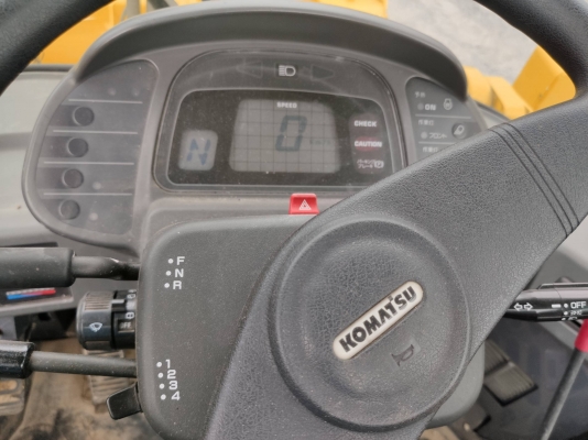 ขาย รถตักล้อยาง KOMATSU WA 200-3 นำเข้าจากญี่ปุ่นโดยตรง โทร.090-986-2521 อ๊อบ