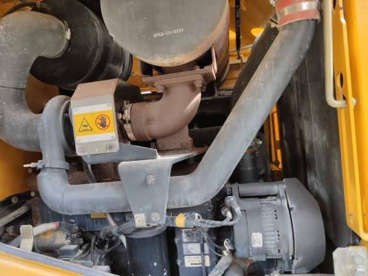 รถตัก มาใหม่ KOMATSU WA380-5 สภาพสวย นำเข้าจากญี่ปุ่น โทร.090-986-2521 อ๊อบ