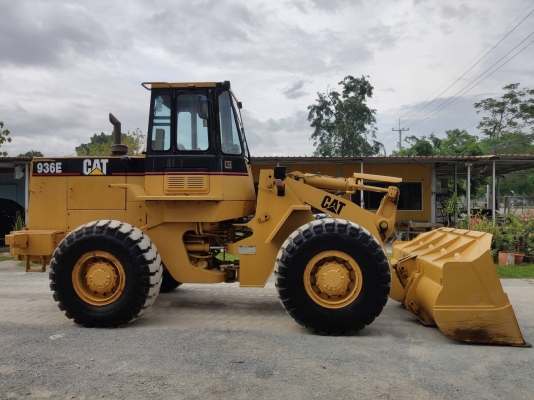 ขายถูก CAT 936E เก่าญี่ปุ่นแท้ สภาพสวย ราคาไม่แพง โทร.090-986-2521 อ๊อบ