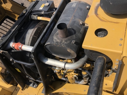 ขายรถตักล้อยาง CAT 962H นำเข้าเองจากญี่ปุ่น สภาพสวยพร้อมใช้ มีVDOการทำงานครับ