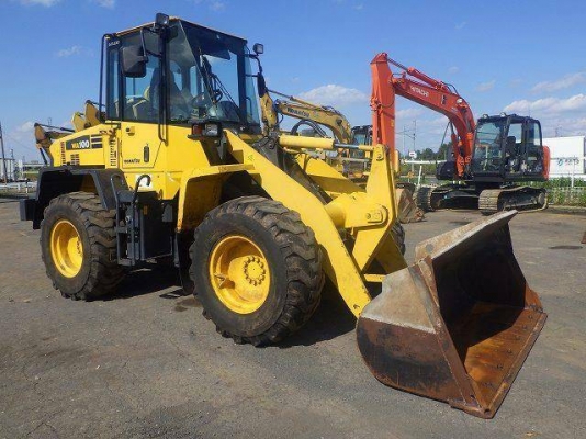 ขาย รถตัก KOMATSU WA100-5 นำเข้าจากญี่ปุ่น ระบบดี สีเดิมทั้งคัน ขายถูก โทร.090-986-2521 อ๊อบ
