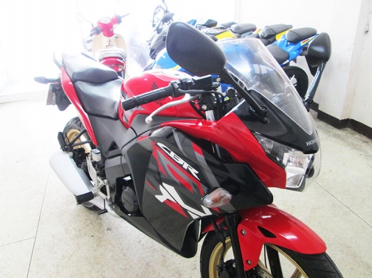 (โอนฟรี) ขาย Honda CBR 150 R ปี 2019 ไมล์แท้ 3062 กม สภาพสวยเดิมๆ (โอนฟรี) ขาย Honda CBR 150 R ปี 2019 ไมล์แท้ 3062 กม สภาพสวยเดิมๆ