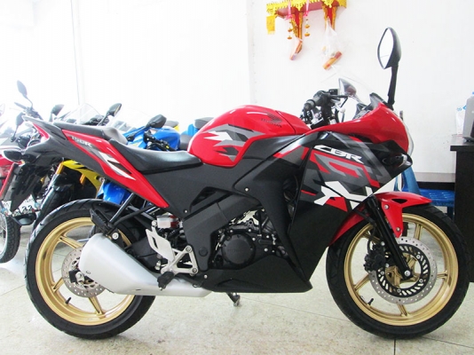 (โอนฟรี) ขาย Honda CBR 150 R ปี 2019 ไมล์แท้ 3062 กม สภาพสวยเดิมๆ (โอนฟรี) ขาย Honda CBR 150 R ปี 2019 ไมล์แท้ 3062 กม สภาพสวยเดิมๆ