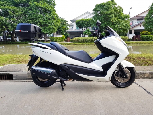 HONDA 2014 FORZA300 รถสวยพร้อมกล่องหลัง