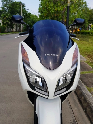 HONDA 2014 FORZA300 รถสวยพร้อมกล่องหลัง HONDA 2014 FORZA300 รถสวยพร้อมกล่องหลัง