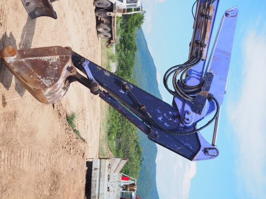 HITACHI EX55UR  350,000 บาท เช็คพร้อมใช้งาน