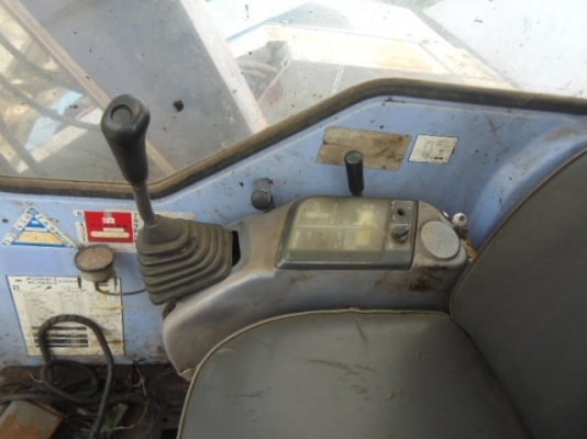 !Shock SALE !!ราคาถูกตาแตก จ้า!!* รถขุดKOMATSU PC75UU-2 เครื่องยนต์KOMATSU-4D95L ,ปั๊มนิ้ว ,แทรคเหล็ก