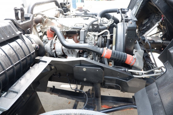 6 ล้อ ISUZU FRR210 ปี 56 ไมล์ 7,000 กม.รถเดิม ๆ กระบะสแตนเลสทั้งใบ ยาว 5.7 ม. ยางบริสโตน เรเดียล 8.2