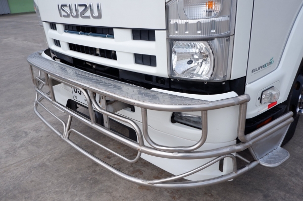 6 ล้อ ISUZU FRR210 ปี 56 ไมล์ 7,000 กม.รถเดิม ๆ กระบะสแตนเลสทั้งใบ ยาว 5.7 ม. ยางบริสโตน เรเดียล 8.2