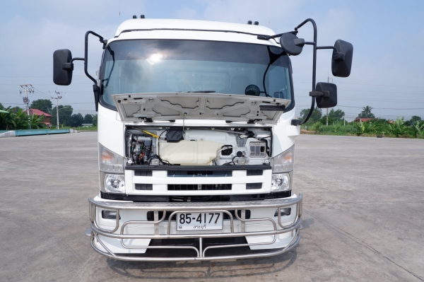 6 ล้อ ISUZU FRR210 ปี 56 ไมล์ 7,000 กม.รถเดิม ๆ กระบะสแตนเลสทั้งใบ ยาว 5.7 ม. ยางบริสโตน เรเดียล 8.2