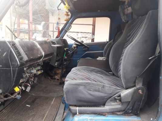 Isuzu NPR59P 115แรง ยาว 5เมตร เพาเวอร ภาษีเต้ม เล่มพร้อม