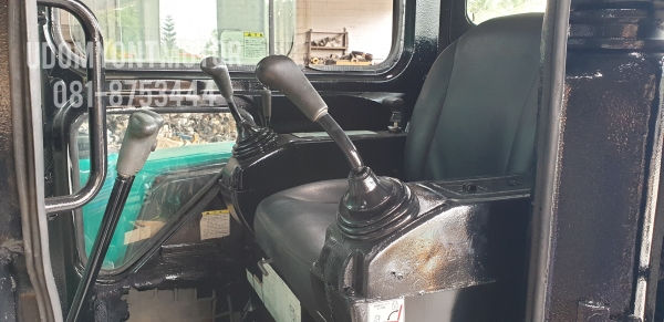 ขาย รถขุด KOBELCO รุ่น SK30SR มือสองญี่ปุ่น (หัวเก๋ง) แทรกเหล็ก  สลัก บูทเอวแน่น 100\% สวยพร้อมใช้งาน มือถือ 0818753444  สอบถามเพิ่มเติมตามได้ที่  http://line.me/ti/p/mFkzr50JVd  อุดมยนต์มอเตอร์ สอบถามเพิ่มเติมตามได้ที่ http://line.me/ti/p/mFkzr50JVd