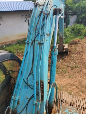 ขายKOBELCO SK200-5 ไฟครบเอกสารซื้อขายราคา 450,000
