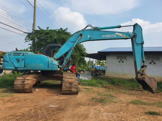 ขายKOBELCO SK200-5 ไฟครบเอกสารซื้อขายราคา 450,000
