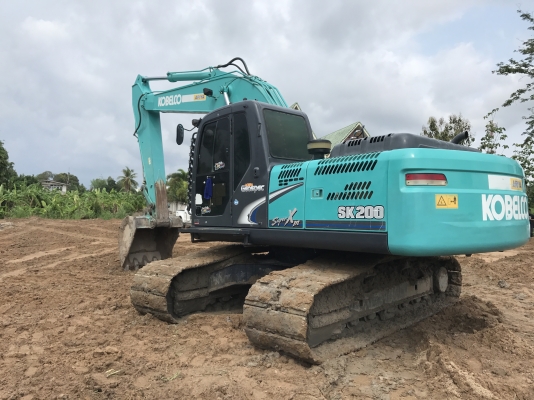 ขายKOBELCO SK200-8 Super-XM รุ่นสุดท้าย 7000 ชั่วโมง สภาพสวยเดิมๆทั้งคัน สนใจติดต่อโดยตรง 081-4283210