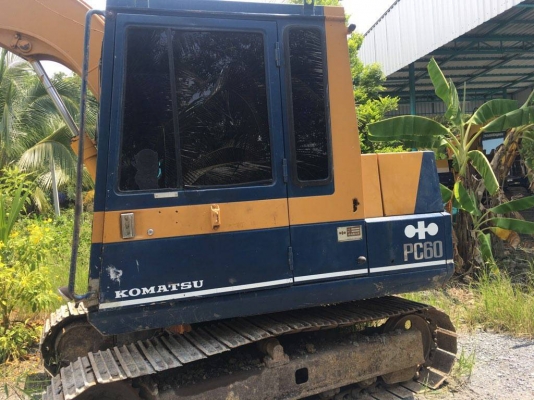 ขายด่วน KOMATSU PC60-5 สภาพสวยๆเดิมๆ เครื่องปั้มดีเยี่ยม โซ่ช่วงล่างสวย รถเก่านอก ใช้งานน้อย พร้อมลุยงาน สนใจสอบถาม 093 0764943  K ตั้ม