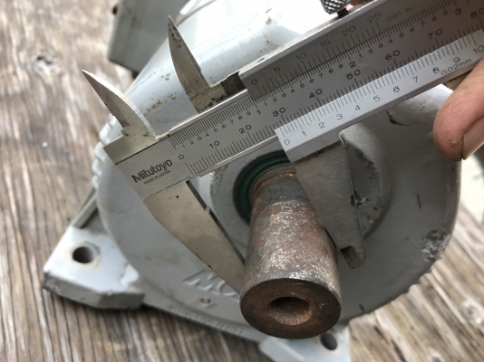 ขายมอเตอร์เกียร์ MN 1/2HP. 380V อัตราทด 1:60 mede in Taiwan เพลาออกประมาณ 24รอบต่อนาที สภาพดีเดิมๆ พร้อมใช้งาน