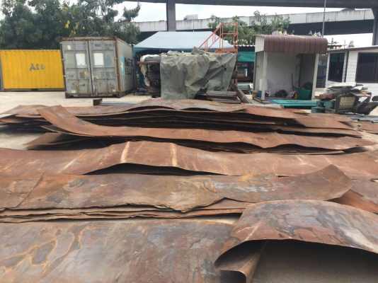 ขายเหล็ก แผ่นยาว 8 เมตร ขนาด 5-6 มิลลิเมตร เหมาะสำหรับ ใช้ปูถนนสำหรับรถบรรทุก