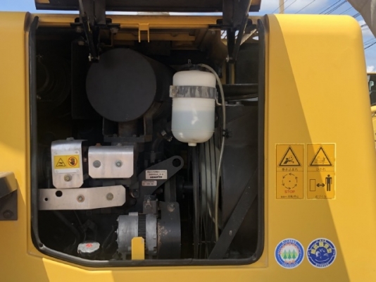 ขายรถตักล้อยาง KOMATSU WA80-3 นำเข้าเองจากญี่ปุ่น สภาพสวยพร้อมใช้งาน มีVDOการทำงานครับ