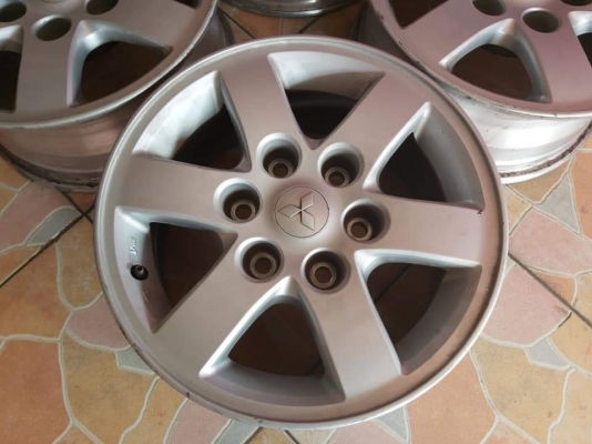 ล้อแม็กเปล่า Mitsubishi Pajero ขอบ 16 ล้อสภาพเดิมๆ ขายราคาชั่งโล ทั้งชุด 1999.- NET รับเองเท่านั้นค่ะ ล้อแม็กเปล่า Mitsubishi Pajero ขอบ 16 ล้อสภาพเดิมๆ ขายราคาชั่งโล ทั้งชุด 1999.- NET รับเองเท่านั้นค่ะ