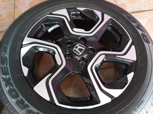 ล้อแม็ก Honda CR-V G5 ขอบ 18 พร้อมยาง TOYO Proxes R45  235/60R18 ผลิตปี 2018 ทั้ลชุด 25,900.-เทิร์นได้ใส่ฟรี รับบัตร ส่งทั่วไทย