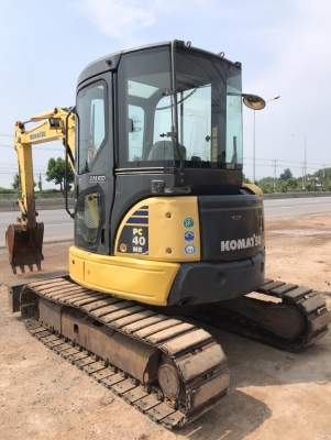 ขายรถขุด KOMATSU PC40MR-2 นำเข้าเองจากญี่ปุ่น สภาพสวยพร้อมใช้ มีVDOการทำงานครับ