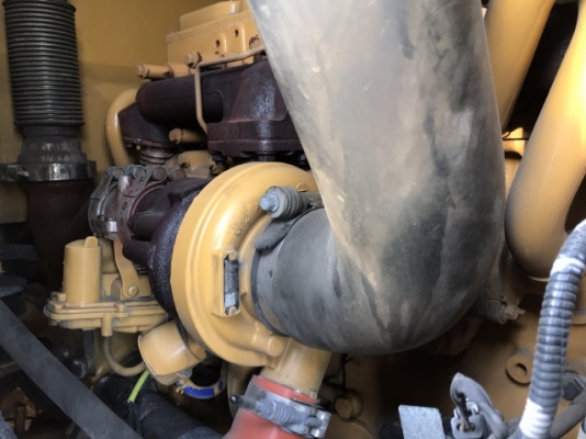 ขายรถตักล้อยาง CAT 924K ปี 2014 นำเข้าเองจากญี่ปุ่น สภาพสวยพร้อมใช้งาน มีVDOการทำงานครับ