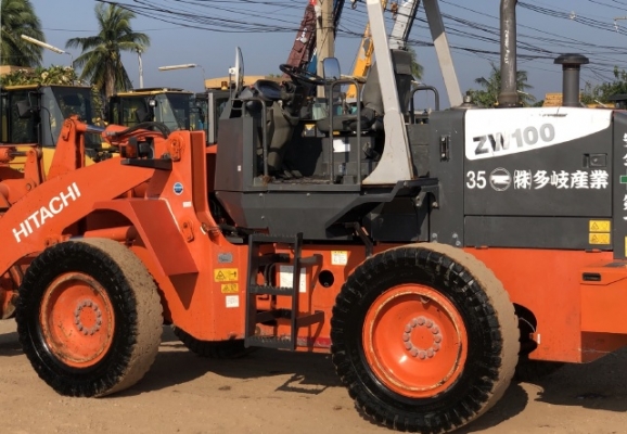 ขายรถตักล้อยาง HITACHI ZW100 ปี 2012 แขนยาวพิเศษ นำเข้าเองจากญี่ปุ่น สภาพสวยพร้อมใช้งาน มีVDOการทำงานครับ