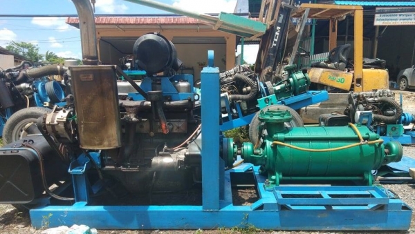 เครื่องยนต์พร้อมปั๊มน้ำแรงดันสูง