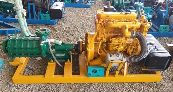 เครื่องยนต์พร้อมปั๊มน้ำแรงดันสูง