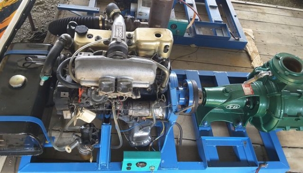 เครื่องยนต์พร้อมปั๊มน้ำแรงดันสูง