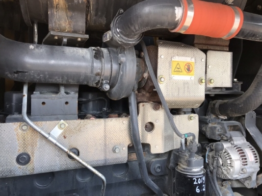 ขายรถตักล้อยาง KOMATSU WA200-5 (6,xxx ชั่วโมง) นำเข้าเองจากญี่ปุ่น สภาพสวยพร้อมใช้ มีVDOการทำงานครับ