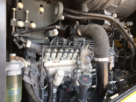 ขายรถตักล้อยาง KOMATSU WA200-5 (6,xxx ชั่วโมง) นำเข้าเองจากญี่ปุ่น สภาพสวยพร้อมใช้ มีVDOการทำงานครับ