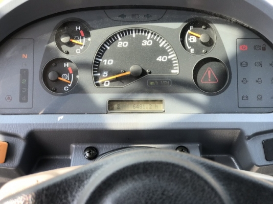 ขายรถตักล้อยาง KOMATSU WA200-5 (6,xxx ชั่วโมง) นำเข้าเองจากญี่ปุ่น สภาพสวยพร้อมใช้ มีVDOการทำงานครับ