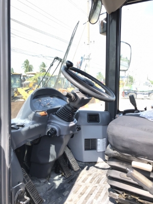 ขายรถตักล้อยาง KOMATSU WA200-5 (6,xxx ชั่วโมง) นำเข้าเองจากญี่ปุ่น สภาพสวยพร้อมใช้ มีVDOการทำงานครับ
