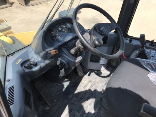 ขายรถตักล้อยาง KOMATSU WA200-5 (6,xxx ชั่วโมง) นำเข้าเองจากญี่ปุ่น สภาพสวยพร้อมใช้ มีVDOการทำงานครับ