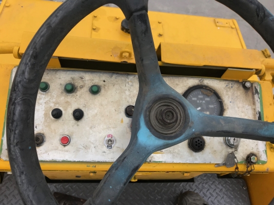 ขายรถบด4ตันBOMAGรุ่นBW121AC นำเข้าญี่ปุ่นเอวอ่อนขับ2เพลาเครื่องมิตซู3สูบสภาพดีพร้อมใช้งาน มีให้เลือกหลายคันหลายขนาด 0818302909จิรโรจน์Line: @J555