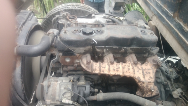 6ล้อ ยาว4.30ม. ISUZU NPR 115แรง F หน้า Fหลัง ปี36