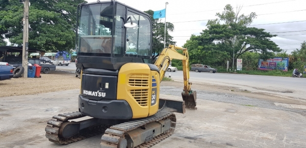 รถขุดโคมัสสุPC30MR2เก่าญี่ปุ่น