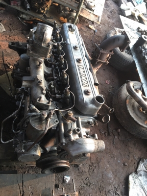 ขายเครื่อง6BB1 145แรง isuzu 45000บาท เครื่องดี พร้อมใช้งาน0816278866