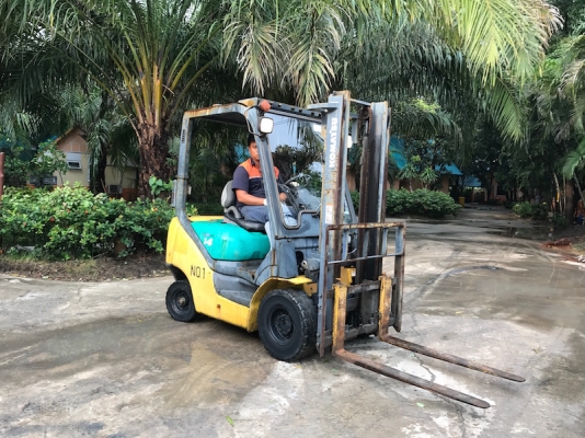 ขายFORKLIFT KOMATSU รุ่นFG14T-18(1.5ตัน)(ออโต้) สวยเดิมจากญี่ปุ่น ยังไม่เคยใช้ในไทย 145,000เท่านั้น!!