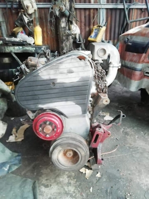 เครื่องนิสสันrd28 และปั๊มน้ำำ ญี่ปุ่น okamato