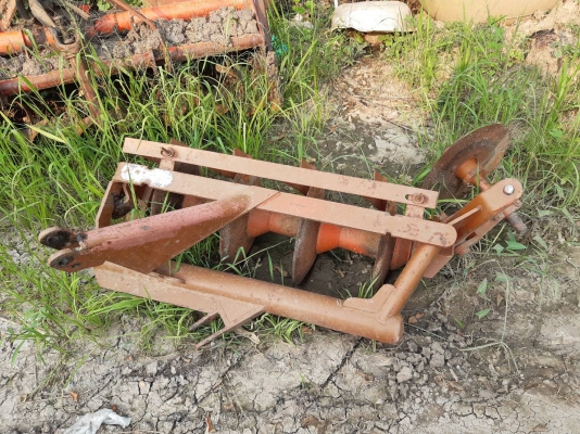 ผานพรวนตราช้าง4ใบสภาพสวยใบดีโครงสวยพร้อมใช้เลยคับ ผานพรวนตราช้าง4ใบสภาพสวยใบดีโครงสวยพร้อมใช้เลยคับ