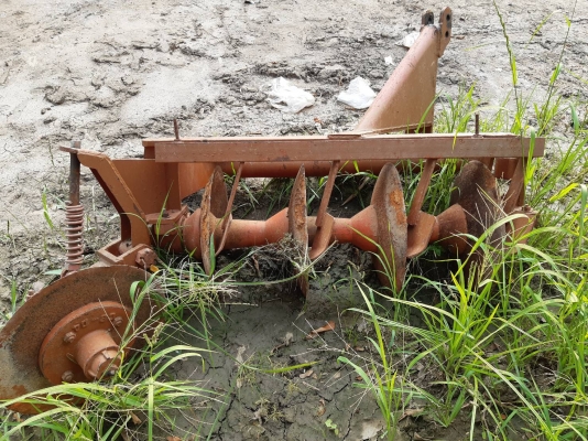 ผานพรวนตราช้าง4ใบสภาพสวยใบดีโครงสวยพร้อมใช้เลยคับ ผานพรวนตราช้าง4ใบสภาพสวยใบดีโครงสวยพร้อมใช้เลยคับ