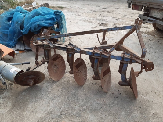 ผานบุกเบิก4ใบสวยพร้อมใช้งานกันเลยคับ ผานบุกเบิก4ใบสวยพร้อมใช้งานกันเลยคับ