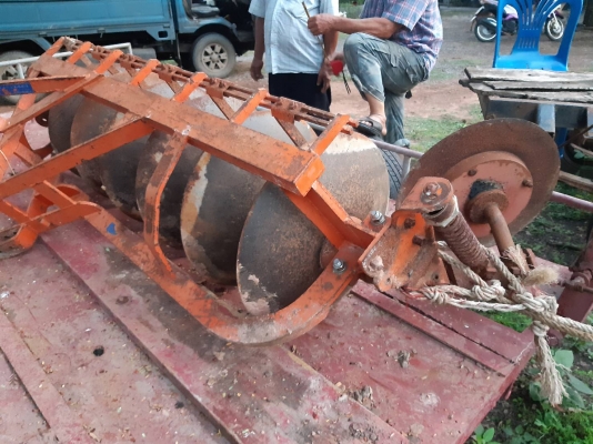 ผานบุกเบิก4ใบสวยพร้อมใช้งานกันเลยคับ ผานบุกเบิก4ใบสวยพร้อมใช้งานกันเลยคับ