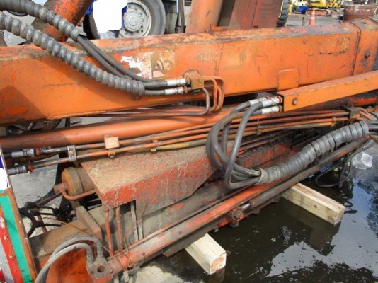 ขายเครน  เฮียบพับ 4.75 ตัน+บุ้งกี้ นำเข้า โทร084-5424150 line id : rapinzat