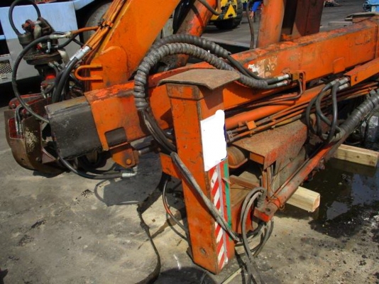 ขายเครน  เฮียบพับ 4.75 ตัน+บุ้งกี้ นำเข้า โทร084-5424150 line id : rapinzat