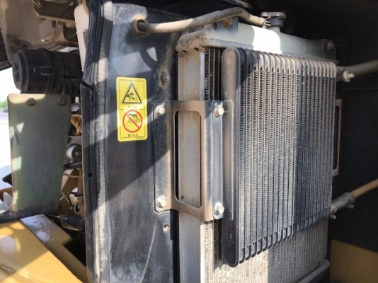 ขายรถขุด CAT 305SR (4,XXX ชั่วโมง) คอนโทรลสั้น ปั๊มนิ้ว นำเข้าเองจากญี่ปุ่น สภาพสวยพร้อมใช้ มีVDOการทำงานครับ